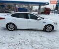 Білий Кіа Оптіма, об'ємом двигуна 2 л та пробігом 190 тис. км за 13800 $, фото 7 на Automoto.ua