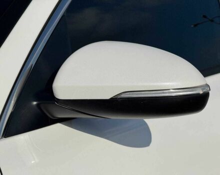 Білий Кіа Оптіма, об'ємом двигуна 2.4 л та пробігом 120 тис. км за 10200 $, фото 6 на Automoto.ua