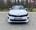 Белый Киа Оптима, объемом двигателя 2 л и пробегом 80 тыс. км за 17400 $, фото 1 на Automoto.ua