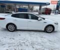 Белый Киа Оптима, объемом двигателя 2 л и пробегом 190 тыс. км за 13800 $, фото 7 на Automoto.ua