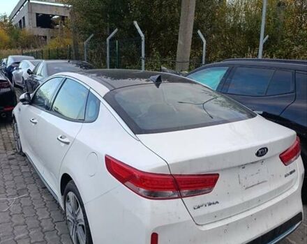 Белый Киа Оптима, объемом двигателя 2 л и пробегом 66 тыс. км за 11500 $, фото 8 на Automoto.ua
