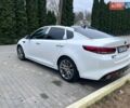 Білий Кіа Оптіма, об'ємом двигуна 2 л та пробігом 80 тис. км за 16900 $, фото 7 на Automoto.ua