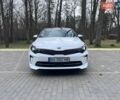 Белый Киа Оптима, объемом двигателя 2 л и пробегом 80 тыс. км за 16700 $, фото 1 на Automoto.ua