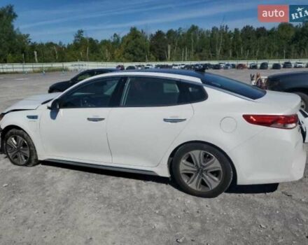 Белый Киа Оптима, объемом двигателя 2 л и пробегом 66 тыс. км за 11500 $, фото 2 на Automoto.ua