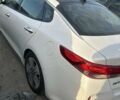 Белый Киа Оптима, объемом двигателя 2 л и пробегом 66 тыс. км за 11500 $, фото 32 на Automoto.ua