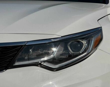 Білий Кіа Оптіма, об'ємом двигуна 2.4 л та пробігом 120 тис. км за 10200 $, фото 4 на Automoto.ua