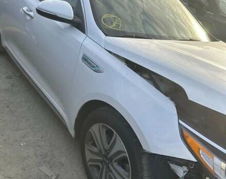 Белый Киа Оптима, объемом двигателя 2 л и пробегом 66 тыс. км за 11500 $, фото 30 на Automoto.ua