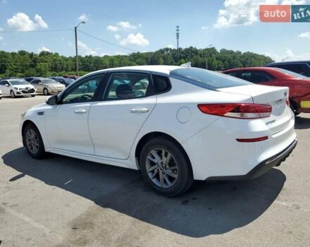 Белый Киа Оптима, объемом двигателя 2.36 л и пробегом 115 тыс. км за 2800 $, фото 1 на Automoto.ua