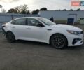 Киа Оптима 2019 в Киеве на Automoto.ua Белый Киа Оптима, объемом двигателя 2 л и пробегом 107 тыс. км за 2000 $, фото 4 на Automoto.ua