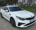 Білий Кіа Оптіма, об'ємом двигуна 1.6 л та пробігом 262 тис. км за 12950 $, фото 28 на Automoto.ua