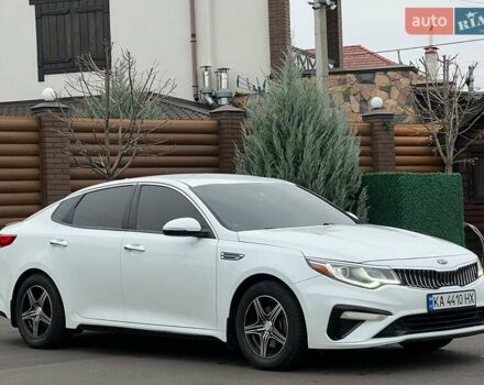 Белый Киа Оптима, объемом двигателя 2.36 л и пробегом 98 тыс. км за 13300 $, фото 9 на Automoto.ua