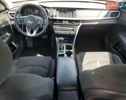 Белый Киа Оптима, объемом двигателя 2.36 л и пробегом 115 тыс. км за 2800 $, фото 7 на Automoto.ua