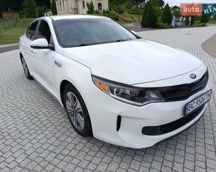 Кіа Оптіма 2019 у Львові на Automoto.ua Білий Кіа Оптіма, об'ємом двигуна 2 л та пробігом 124 тис. км за 16700 $, фото 3 на Automoto.ua