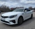 Білий Кіа Оптіма, об'ємом двигуна 1.6 л та пробігом 262 тис. км за 12950 $, фото 4 на Automoto.ua