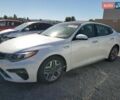 Білий Кіа Оптіма, об'ємом двигуна 2 л та пробігом 54 тис. км за 1900 $, фото 1 на Automoto.ua