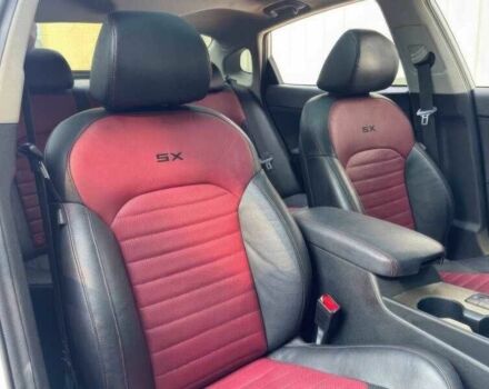 Білий Кіа Оптіма, об'ємом двигуна 2 л та пробігом 44 тис. км за 3814 $, фото 15 на Automoto.ua