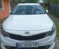 Белый Киа Оптима, объемом двигателя 1.69 л и пробегом 290 тыс. км за 12500 $, фото 1 на Automoto.ua