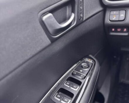 Білий Кіа Оптіма, об'ємом двигуна 0 л та пробігом 124 тис. км за 17200 $, фото 11 на Automoto.ua