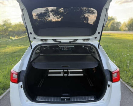 Белый Киа Оптима, объемом двигателя 1.6 л и пробегом 195 тыс. км за 15555 $, фото 11 на Automoto.ua