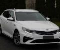 Білий Кіа Оптіма, об'ємом двигуна 0 л та пробігом 158 тис. км за 9999 $, фото 1 на Automoto.ua