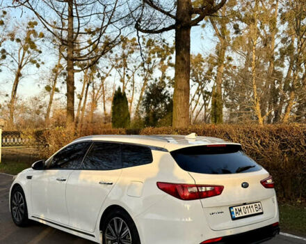 Белый Киа Оптима, объемом двигателя 1.6 л и пробегом 190 тыс. км за 16500 $, фото 3 на Automoto.ua