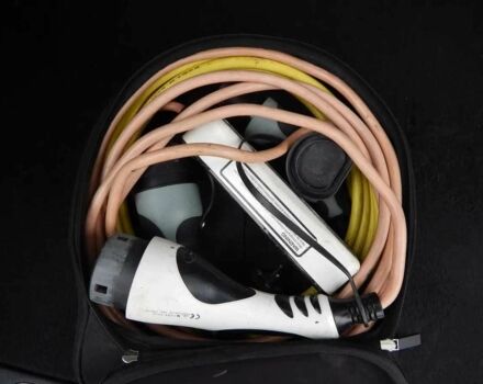 Білий Кіа Оптіма, об'ємом двигуна 0 л та пробігом 158 тис. км за 9999 $, фото 7 на Automoto.ua