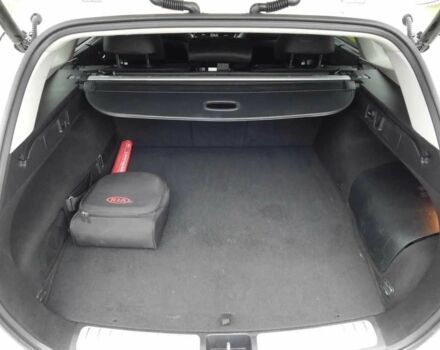 Білий Кіа Оптіма, об'ємом двигуна 0 л та пробігом 158 тис. км за 9999 $, фото 5 на Automoto.ua