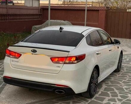 Белый Киа Оптима, объемом двигателя 1.6 л и пробегом 35 тыс. км за 8800 $, фото 11 на Automoto.ua