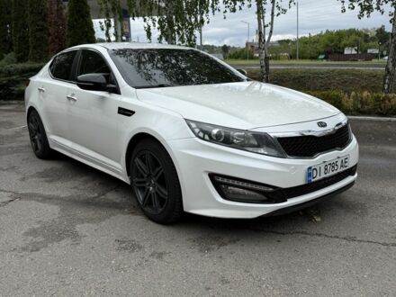 Білий Кіа Оптіма, об'ємом двигуна 2 л та пробігом 349 тис. км за 8700 $, фото 1 на Automoto.ua