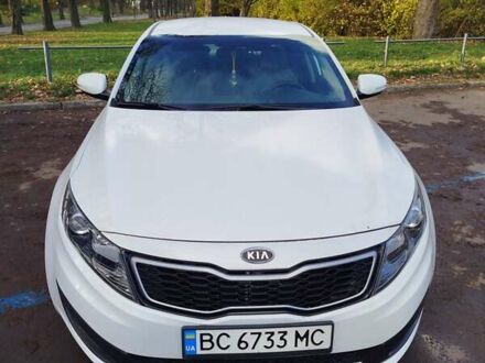 Белый Киа Оптима, объемом двигателя 2.36 л и пробегом 137 тыс. км за 8200 $, фото 1 на Automoto.ua