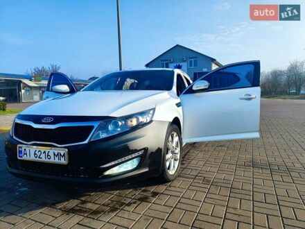 Киа Оптима 2011 в Киеве на Automoto.ua Белый Киа Оптима, объемом двигателя 2 л и пробегом 173 тыс. км за 6500 $, фото 1 на Automoto.ua