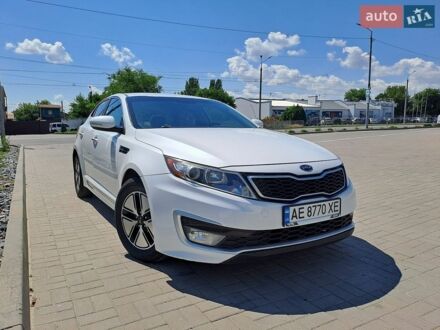 Білий Кіа Оптіма, об'ємом двигуна 2.36 л та пробігом 225 тис. км за 9700 $, фото 1 на Automoto.ua