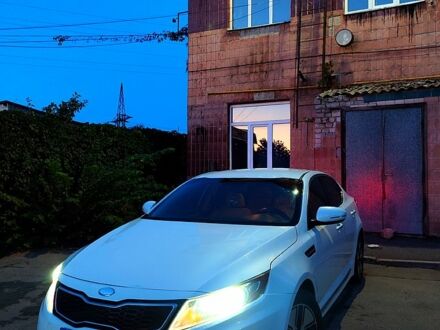 Кіа Оптіма 2012 у Харкові на Automoto.ua Білий Кіа Оптіма, об'ємом двигуна 2.4 л та пробігом 208 тис. км за 8999 $, фото 1 на Automoto.ua