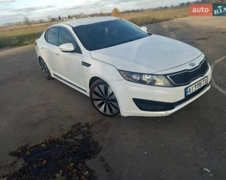 Белый Киа Оптима, объемом двигателя 2.36 л и пробегом 180 тыс. км за 8800 $, фото 1 на Automoto.ua