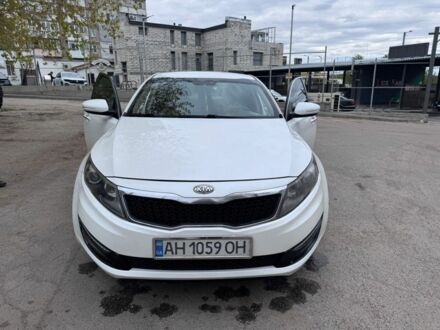 Белый Киа Оптима, объемом двигателя 2 л и пробегом 220 тыс. км за 10400 $, фото 1 на Automoto.ua