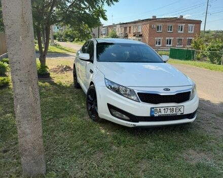 Білий Кіа Оптіма, об'ємом двигуна 2 л та пробігом 180 тис. км за 9000 $, фото 1 на Automoto.ua