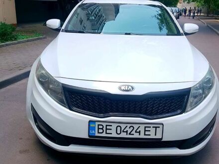 Кіа Оптіма 2013 у Миколаєві на Automoto.ua Білий Кіа Оптіма, об'ємом двигуна 2.4 л та пробігом 0 тис. км за 9999 $, фото 1 на Automoto.ua