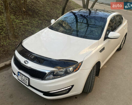 Белый Киа Оптима, объемом двигателя 2.4 л и пробегом 283 тыс. км за 9800 $, фото 1 на Automoto.ua