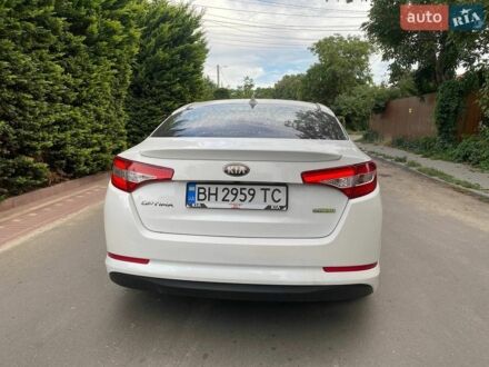 Белый Киа Оптима, объемом двигателя 2.36 л и пробегом 256 тыс. км за 9100 $, фото 1 на Automoto.ua