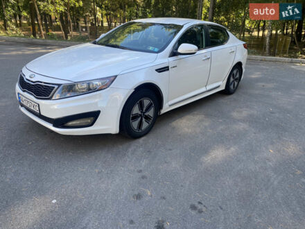 Білий Кіа Оптіма, об'ємом двигуна 2.4 л та пробігом 170 тис. км за 7500 $, фото 1 на Automoto.ua