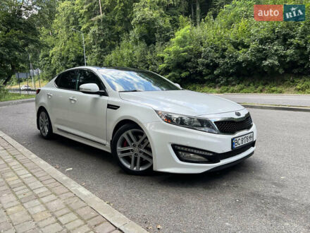 Кіа Оптіма 2013 у Львові на Automoto.ua Білий Кіа Оптіма, об'ємом двигуна 2 л та пробігом 198 тис. км за 9800 $, фото 1 на Automoto.ua