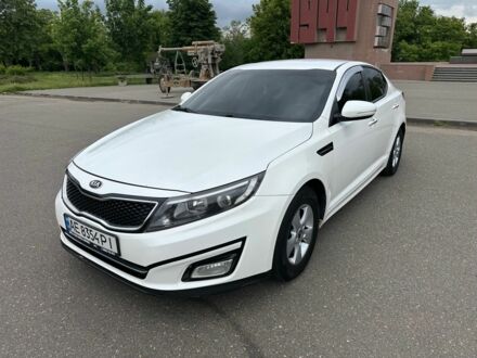 Белый Киа Оптима, объемом двигателя 2 л и пробегом 140 тыс. км за 7950 $, фото 1 на Automoto.ua