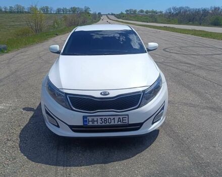 Білий Кіа Оптіма, об'ємом двигуна 2 л та пробігом 285 тис. км за 9498 $, фото 1 на Automoto.ua