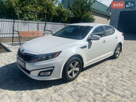 Білий Кіа Оптіма, об'ємом двигуна 2.36 л та пробігом 280 тис. км за 8800 $, фото 1 на Automoto.ua