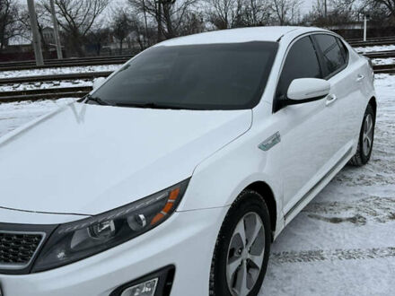 Белый Киа Оптима, объемом двигателя 2.36 л и пробегом 205 тыс. км за 8000 $, фото 1 на Automoto.ua