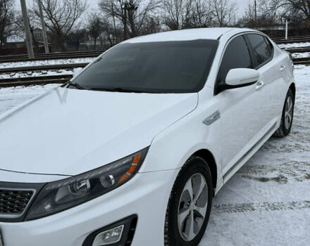 Белый Киа Оптима, объемом двигателя 2.36 л и пробегом 205 тыс. км за 8000 $, фото 1 на Automoto.ua