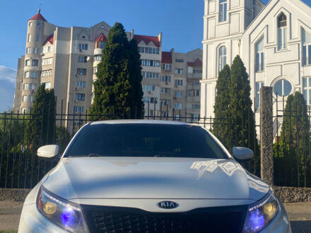 Белый Киа Оптима, объемом двигателя 2.36 л и пробегом 262 тыс. км за 11500 $, фото 1 на Automoto.ua