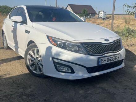 Киа Оптима 2014 в Измаиле на Automoto.ua Белый Киа Оптима, объемом двигателя 2.4 л и пробегом 180 тыс. км за 10000 $, фото 1 на Automoto.ua