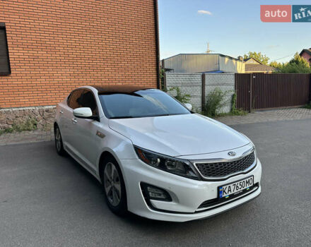 Білий Кіа Оптіма, об'ємом двигуна 2.36 л та пробігом 160 тис. км за 13000 $, фото 1 на Automoto.ua