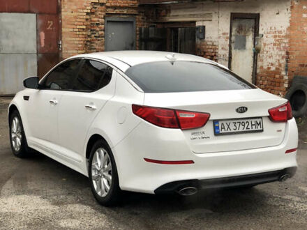 Білий Кіа Оптіма, об'ємом двигуна 2.36 л та пробігом 121 тис. км за 7900 $, фото 1 на Automoto.ua